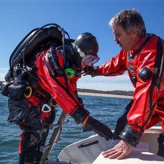 Dry suit diver