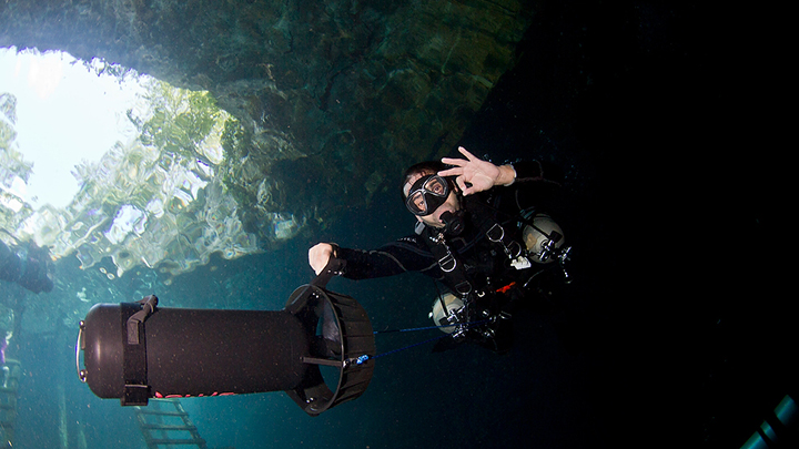 Thumbnail for Diver Propulsion Vehicle